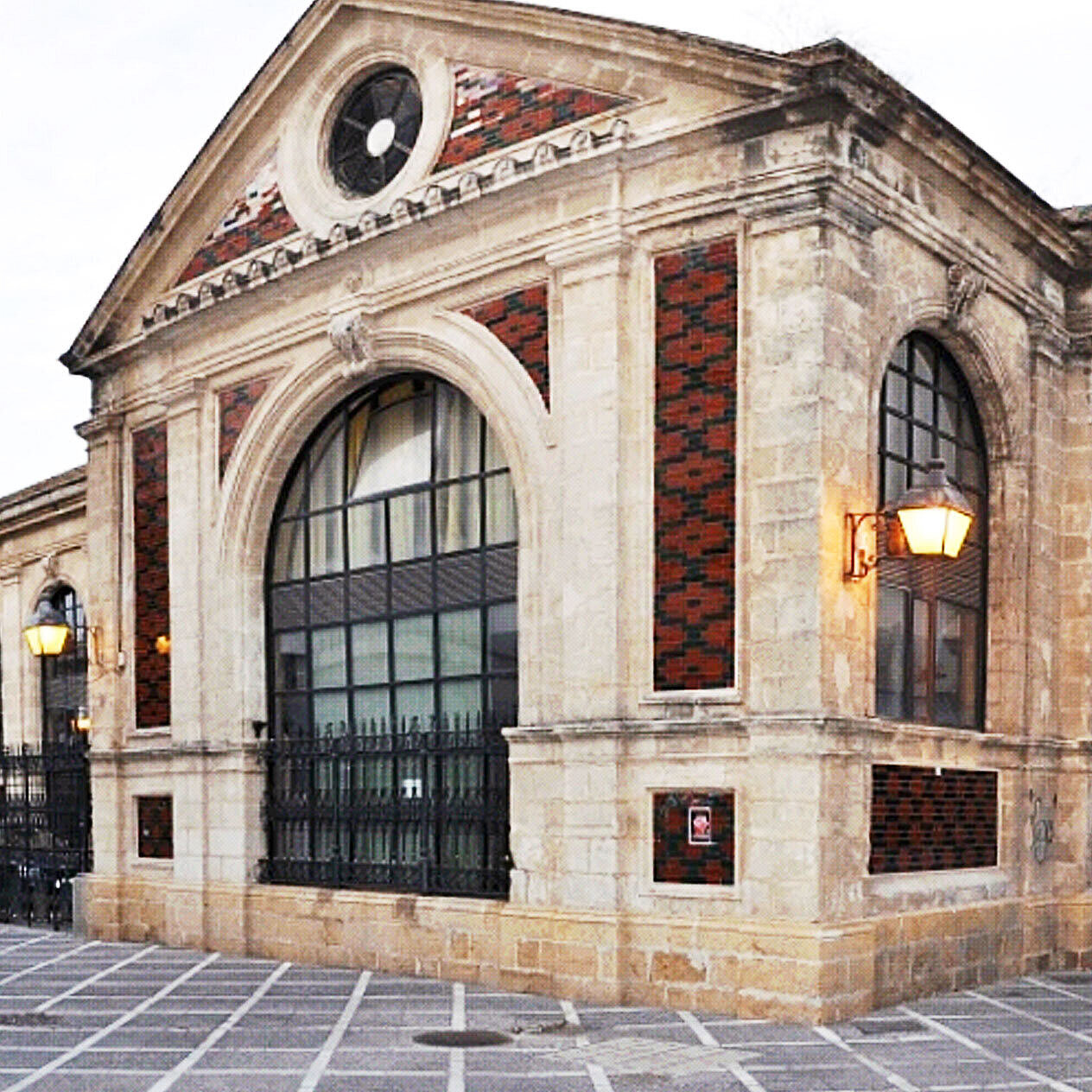 [Translate to Español:] Mercado central de abastos