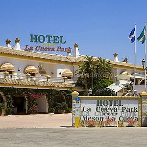 hotel la cueva