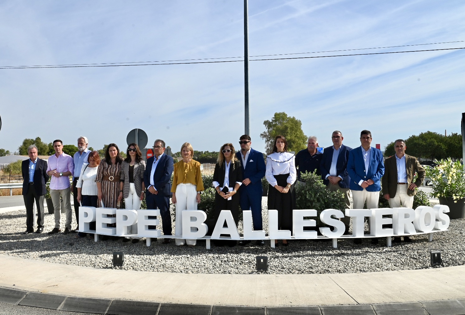 La alcaldesa asiste al homenaje a Pepe Ballesteros